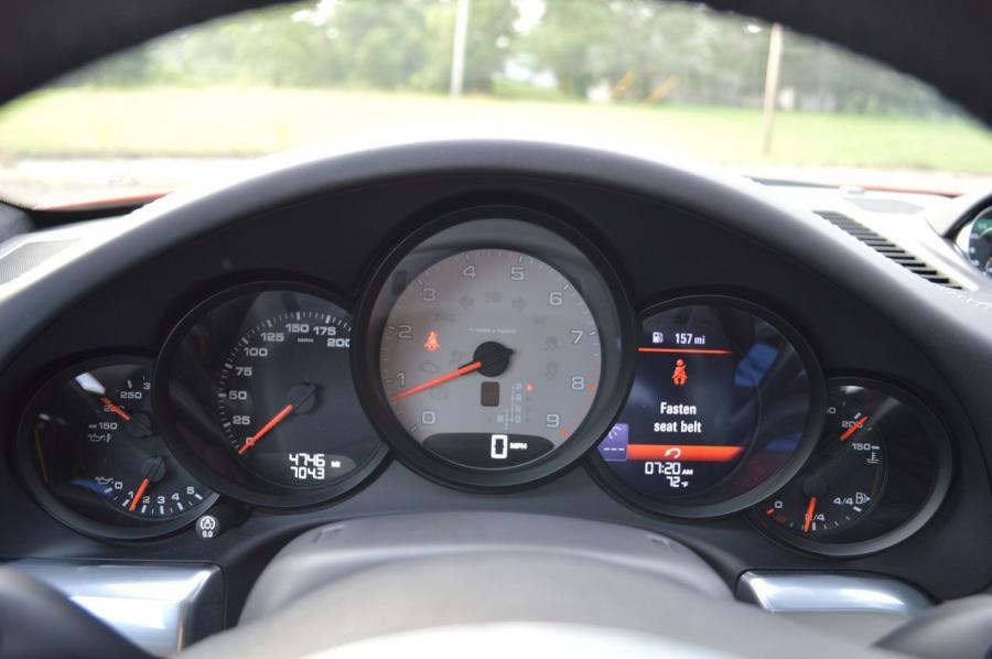  Porsche 911 Carrera 4S 2013 года  (фото 10 из 82)